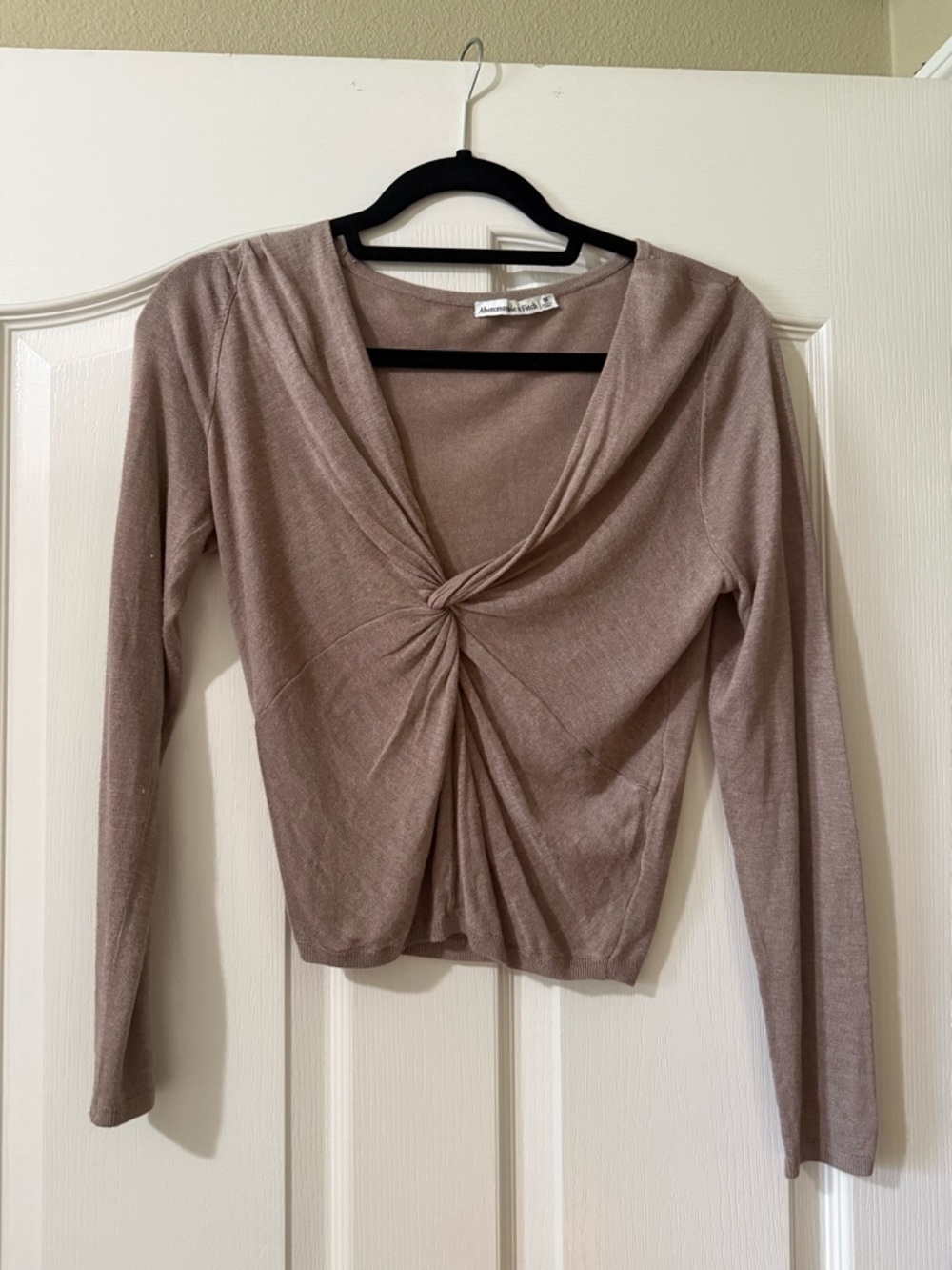 Abercrombie & Fitch Mauve Twist-Front Long Sleeve Top